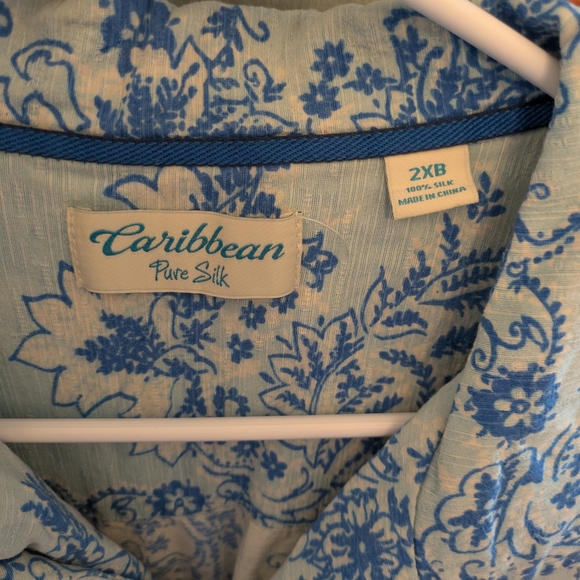 Caribbean Blue and Cream Paisley Men's Shirt - Picture 2 of 3